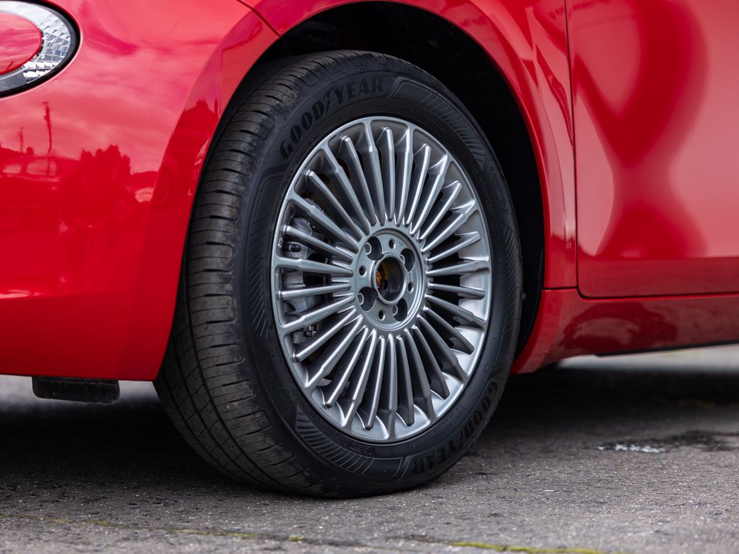 2025 Fiat 500