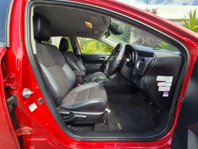 2017 Toyota Auris