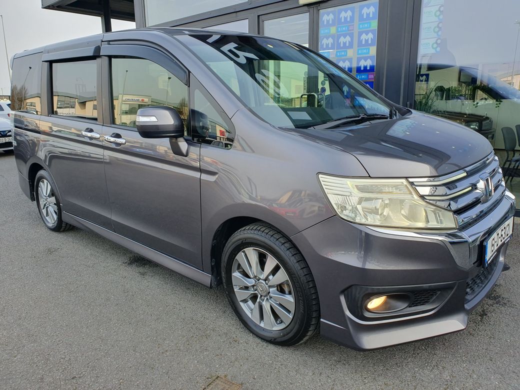 2015 Honda Stepwagon