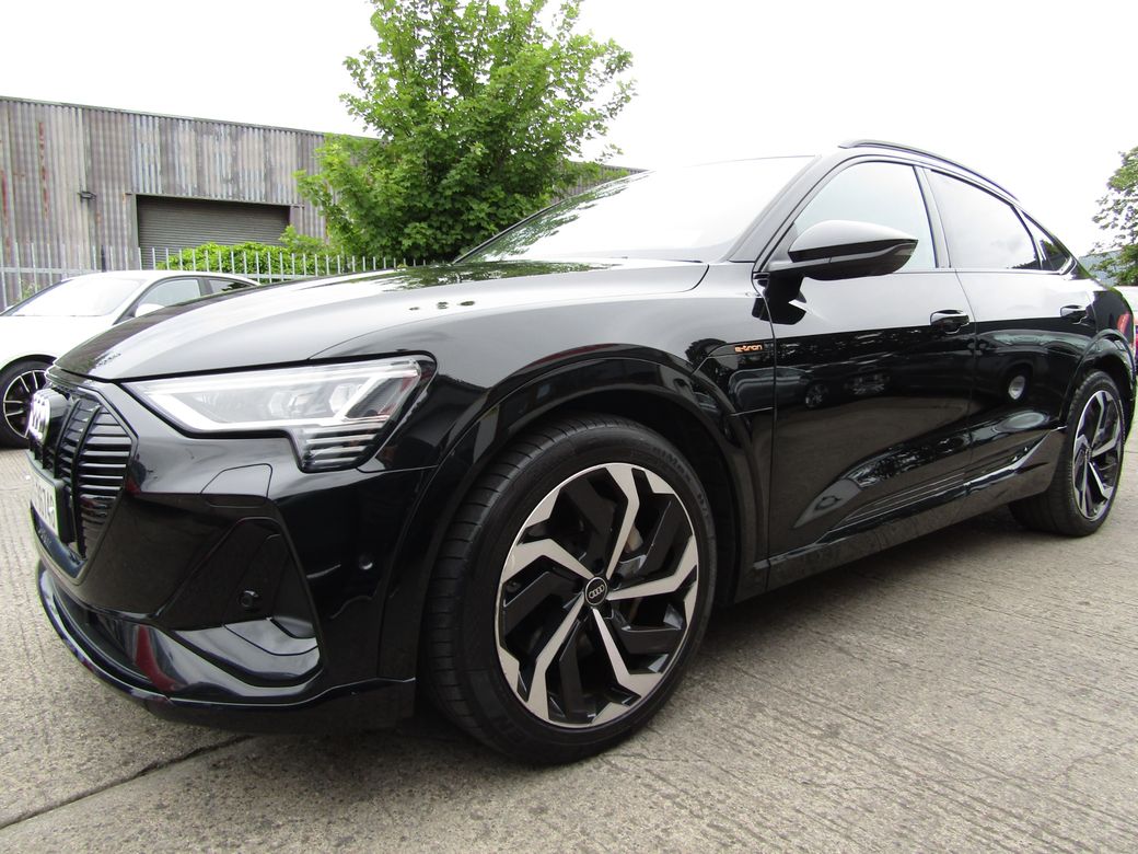 2022 Audi e-tron