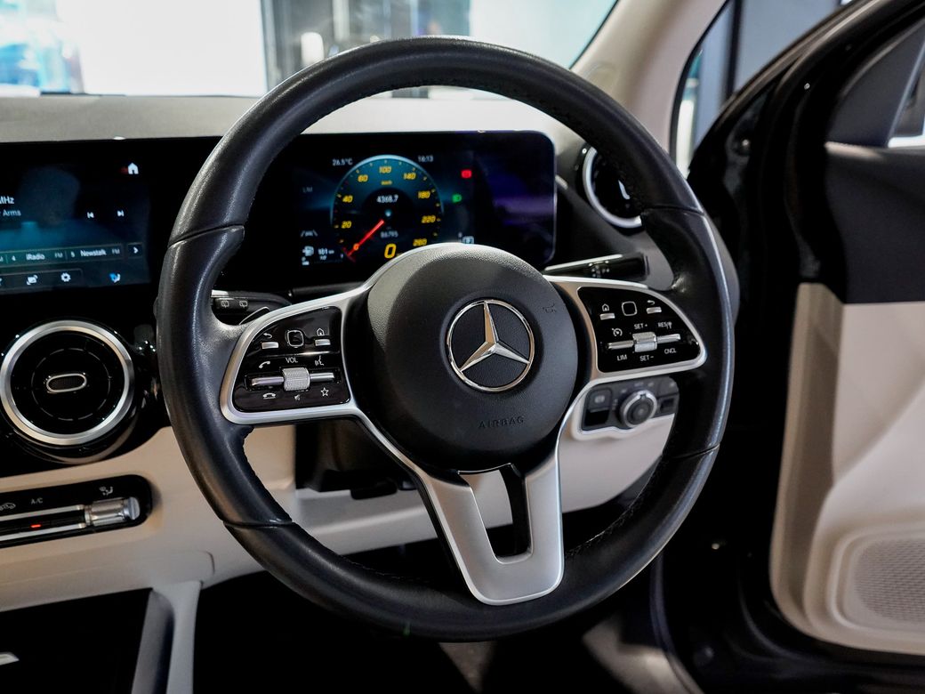 2022 Mercedes-Benz GLA Class