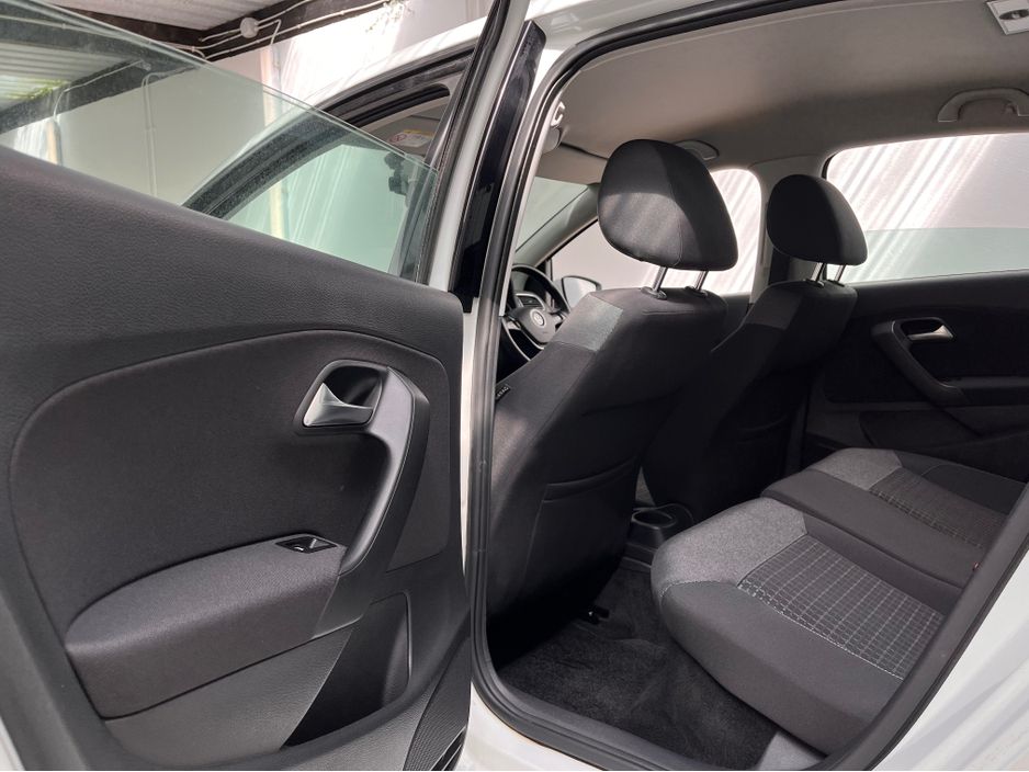 2015 Volkswagen Polo