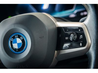2023 BMW iX