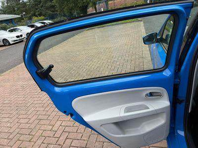 2014 Volkswagen up!
