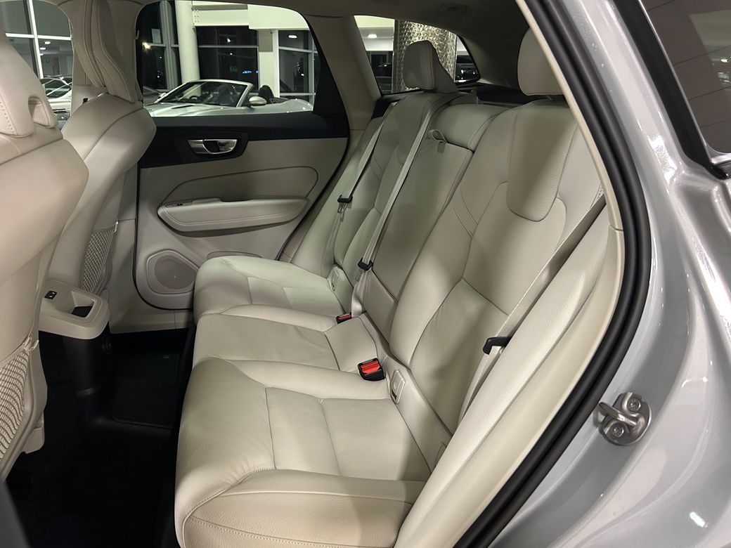 2025 Volvo XC60