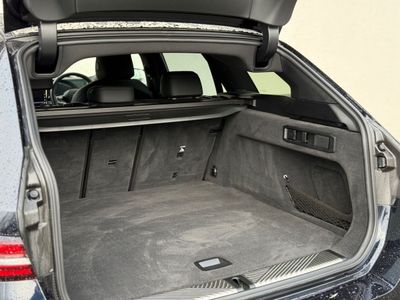 2025 BMW i5