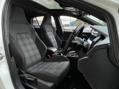2023 Volkswagen Golf