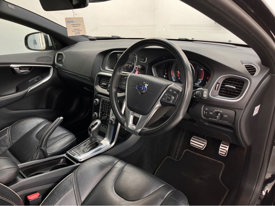 2016 Volvo V40
