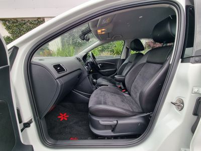 2017 Volkswagen Polo