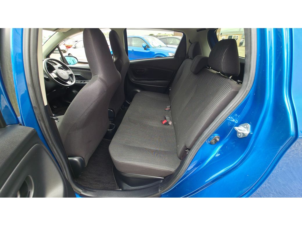 2017 Toyota Vitz