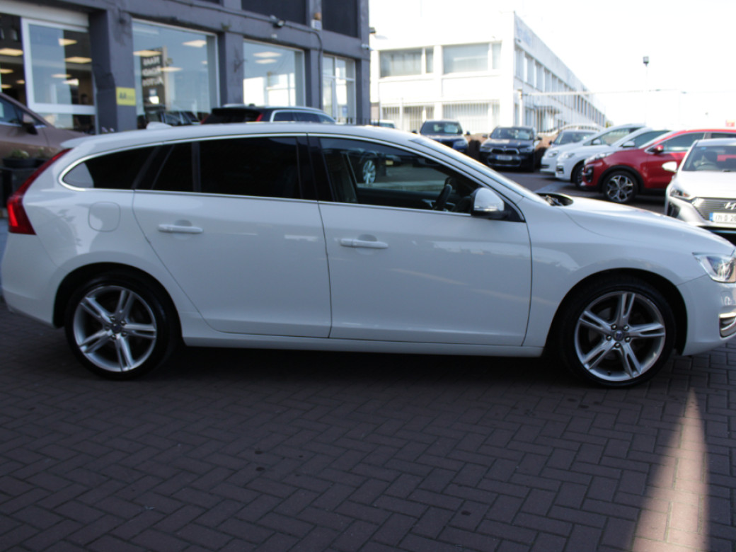 2018 Volvo V60