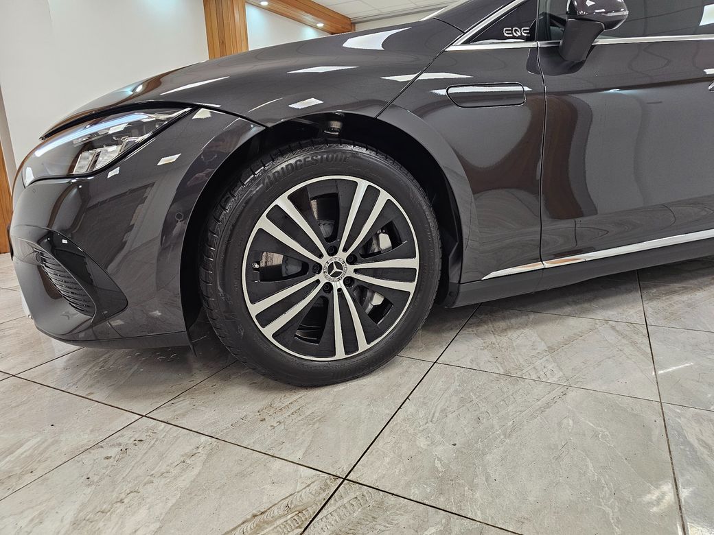 2025 Mercedes-Benz EQE