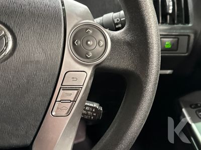 2020 Toyota Prius Alpha