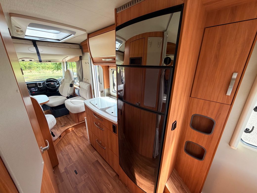2015 HYMER  EXSIS- I EX 698 