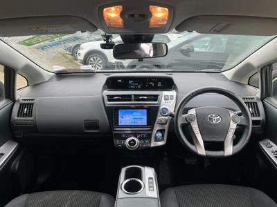 2018 Toyota Prius Alpha