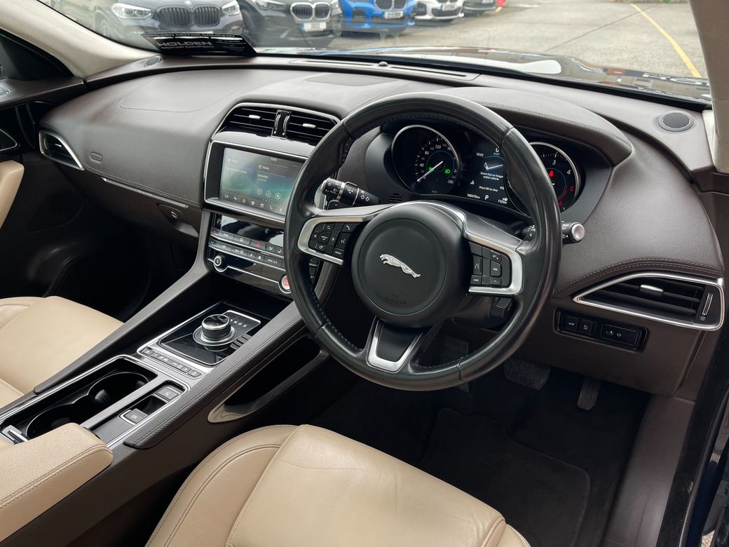 2020 Jaguar F-Pace