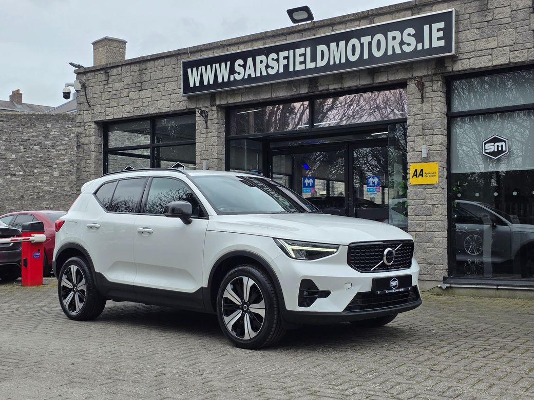 2022 Volvo XC40
