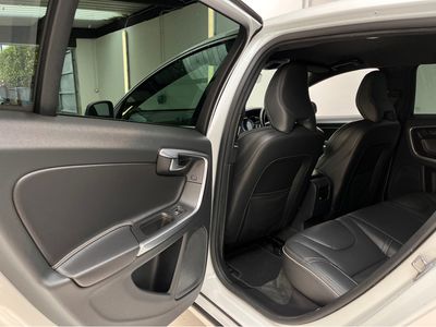 2016 Volvo V60