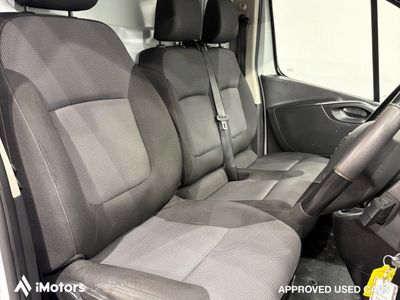 2021 Nissan NV300