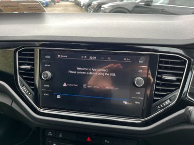 2022 Volkswagen T-Roc