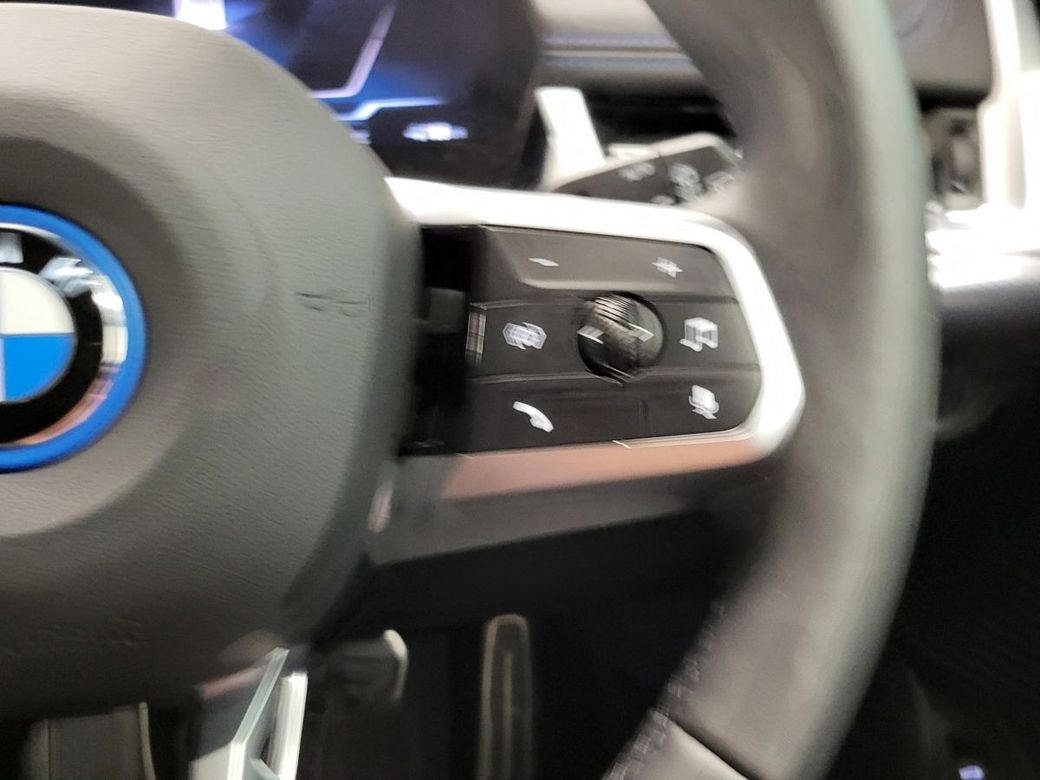 2025 BMW iX1