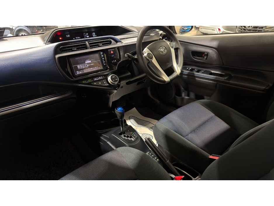 2016 Toyota Aqua