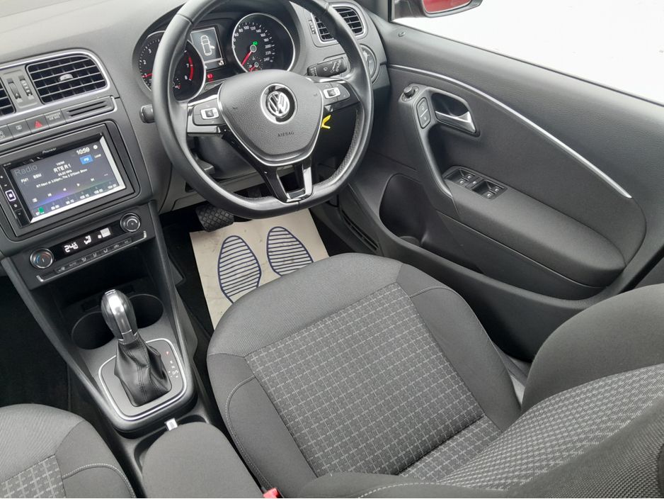 2016 Volkswagen Polo