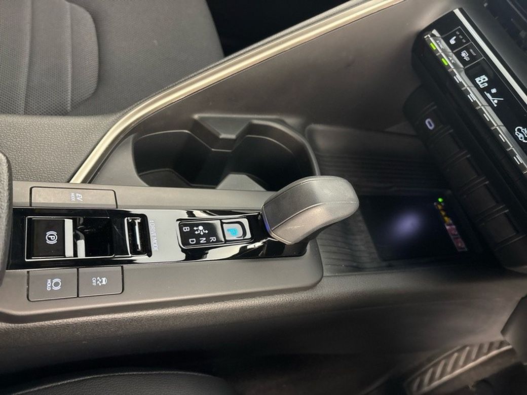 2024 Toyota C-HR
