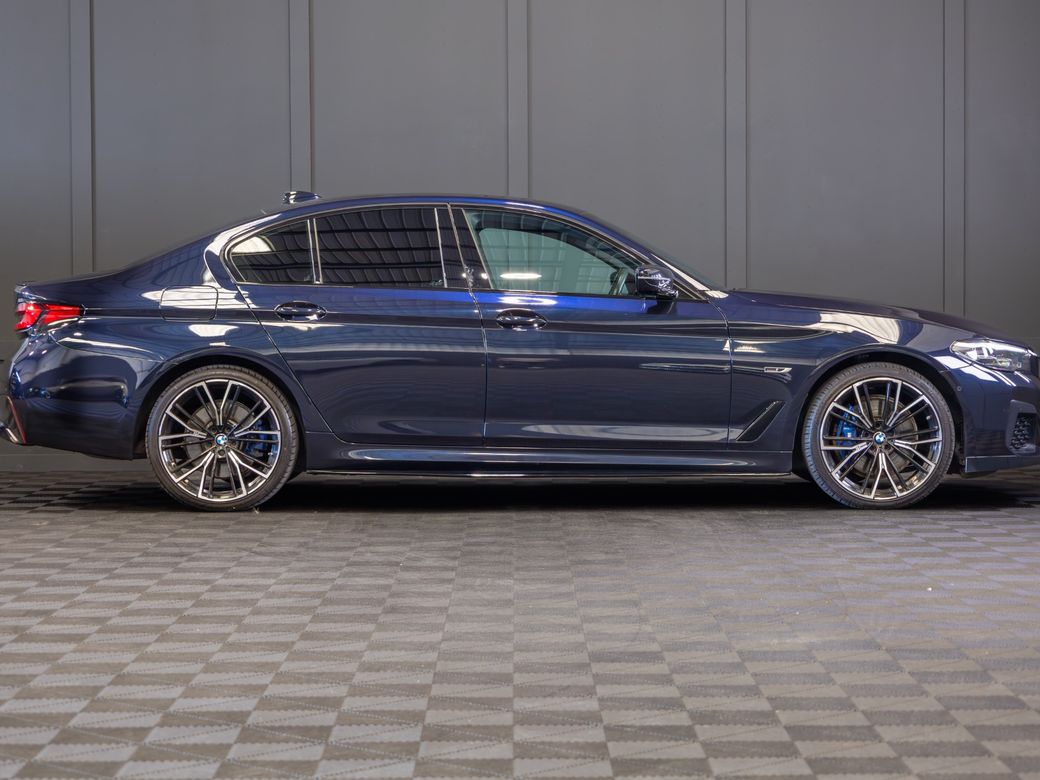 2022 BMW 5 Series