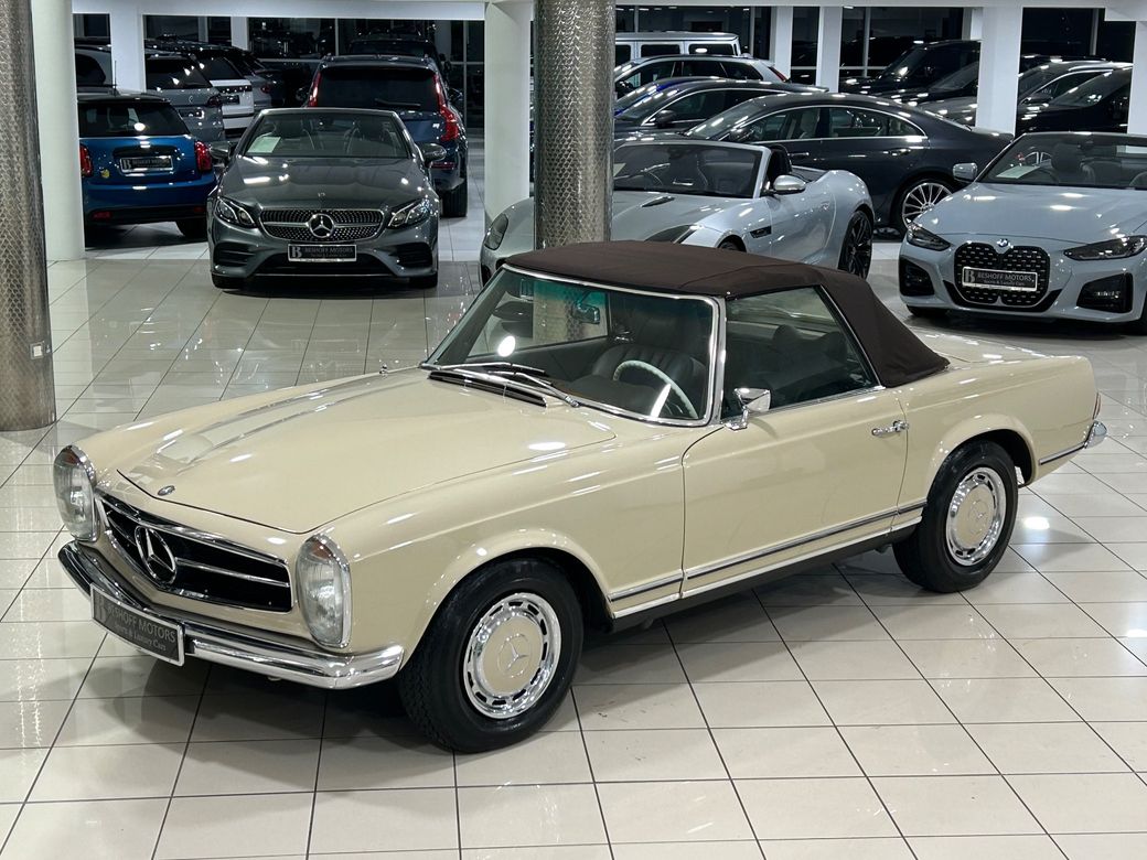 1971 Mercedes-Benz SL Class