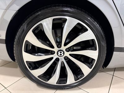 2025 Bentley Flying Spur