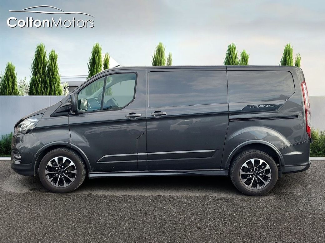 2023 Ford Transit Custom