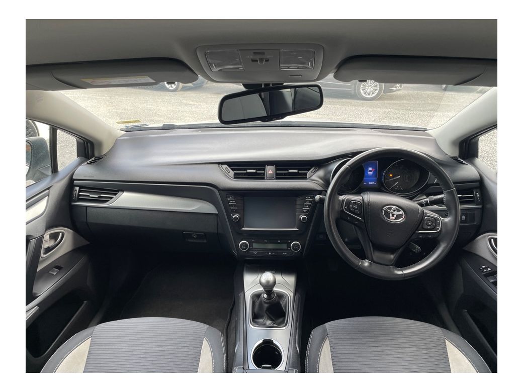 2016 Toyota Avensis