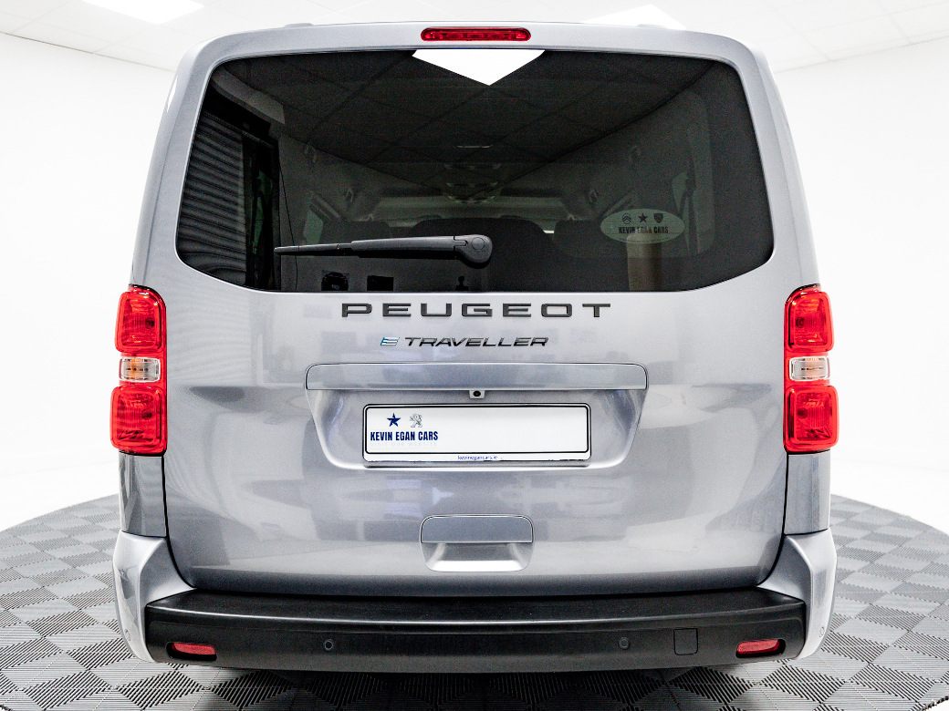2025 Peugeot Traveller