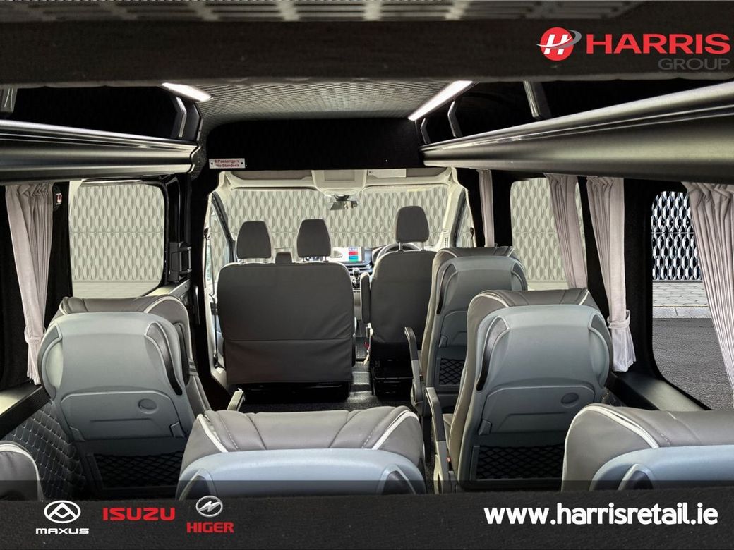2026 Black Maxus Deliver 9