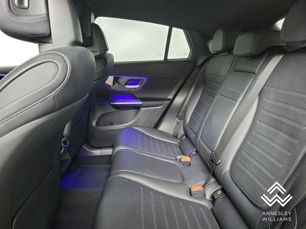 2024 Mercedes-Benz GLC Class