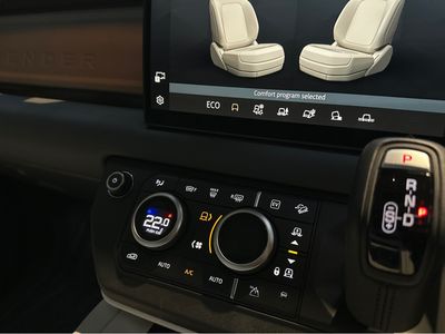 2025 Land Rover Defender