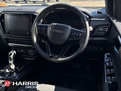 2026 Green Isuzu D-MAX