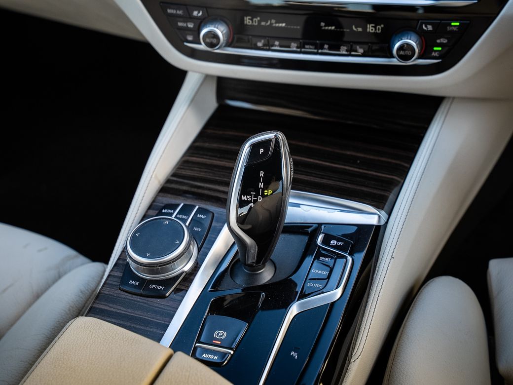 2021 BMW 5 Series