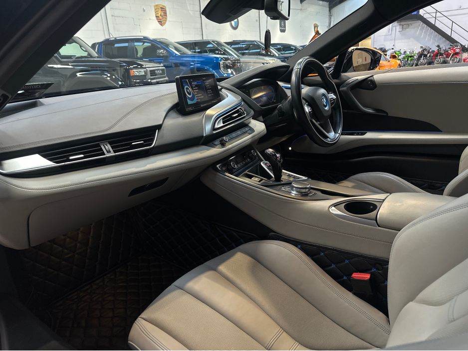 2018 BMW i8