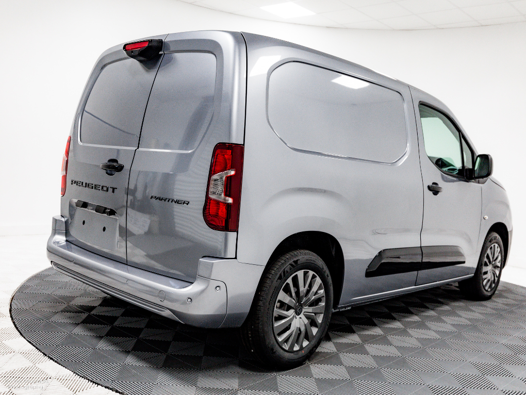 2026 Peugeot Partner