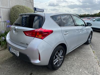 2015 Toyota Auris