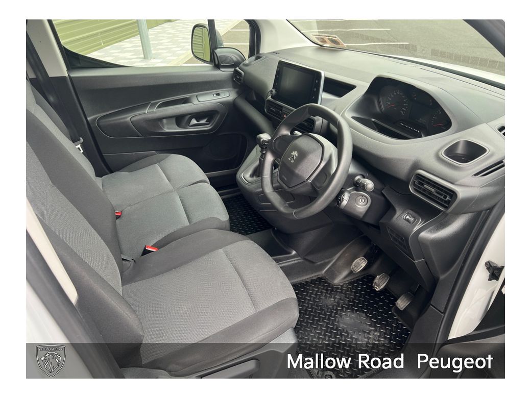 2023 Peugeot Partner