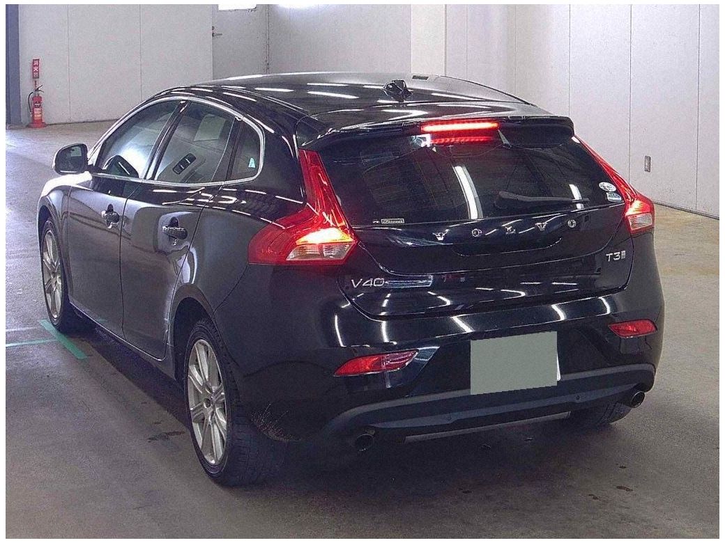2016 Volvo V40