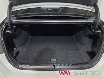 2025 BMW i5