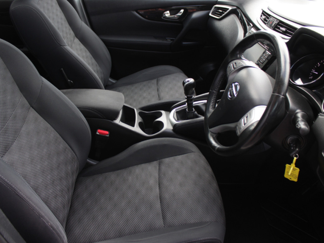 2016 Nissan Qashqai