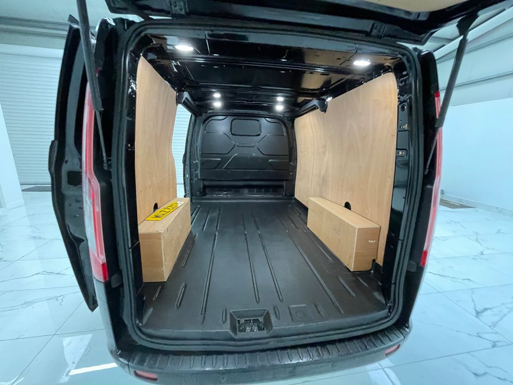 2022 Ford Transit Custom