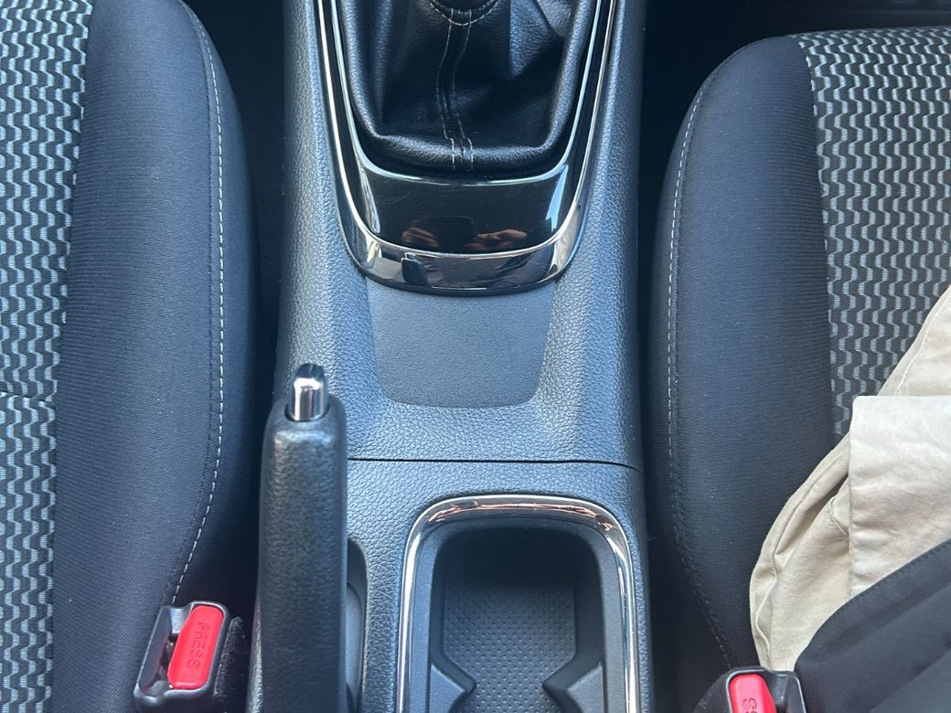 2016 Nissan Pulsar