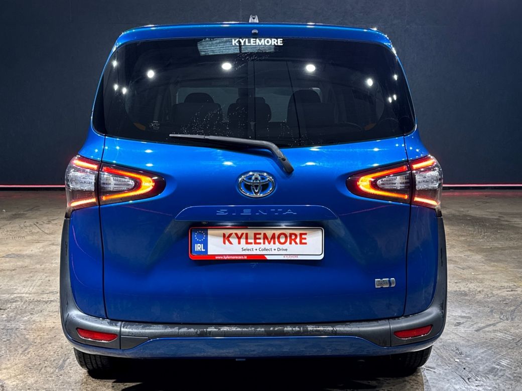 2017 Toyota Sienta
