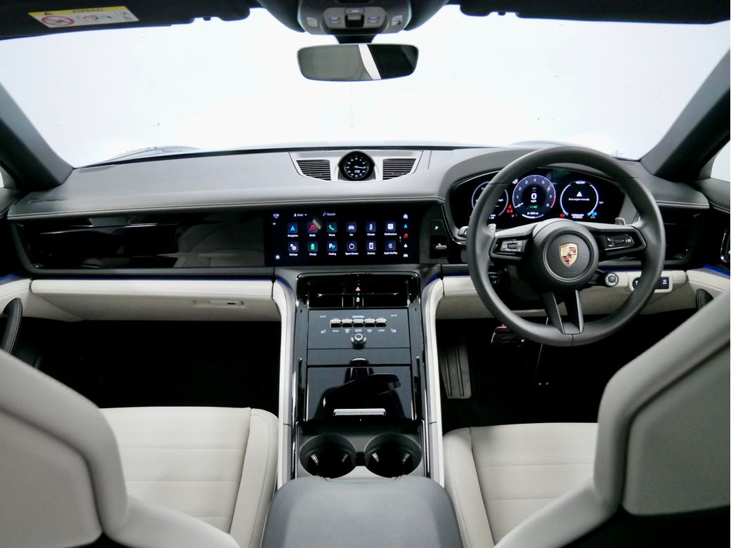 2025 Porsche Panamera
